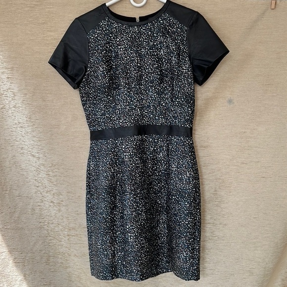 Club Monaco Jillian Leather Silk Printed Dress size 6